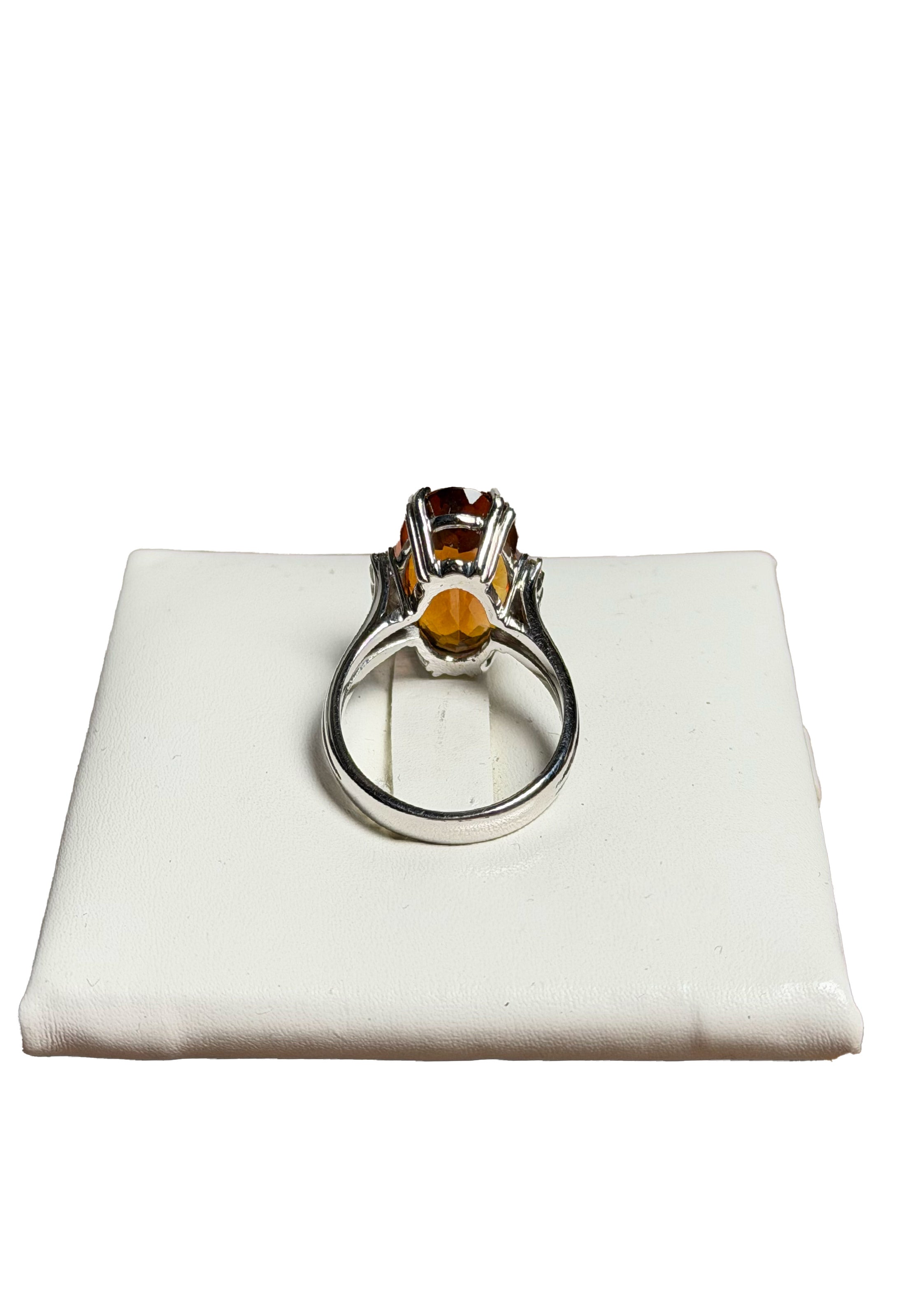 Anello quarzo brillanti