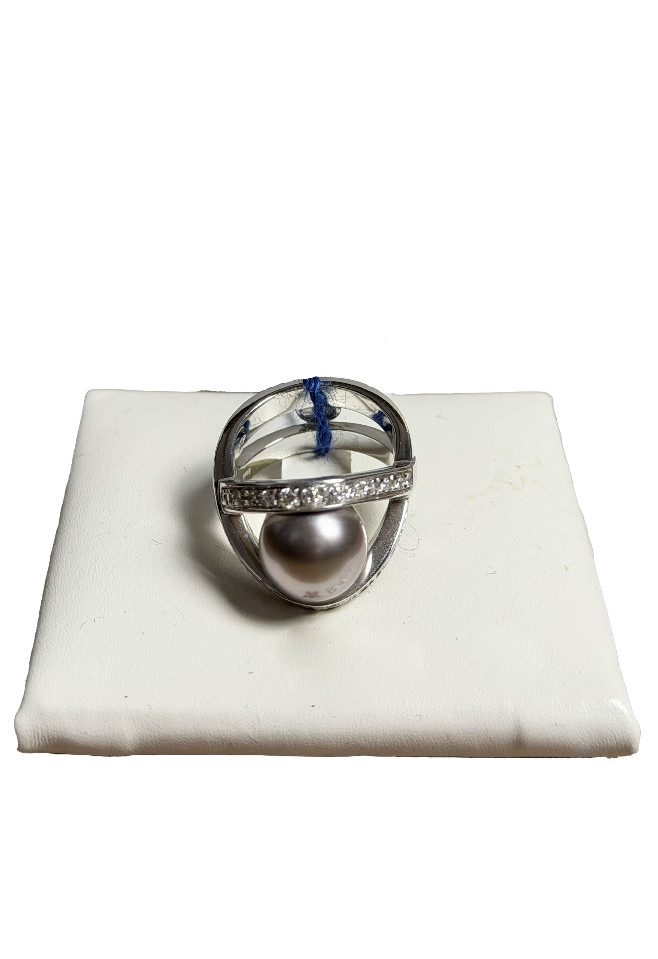 Anello Damiani perla tahiti e brillanti