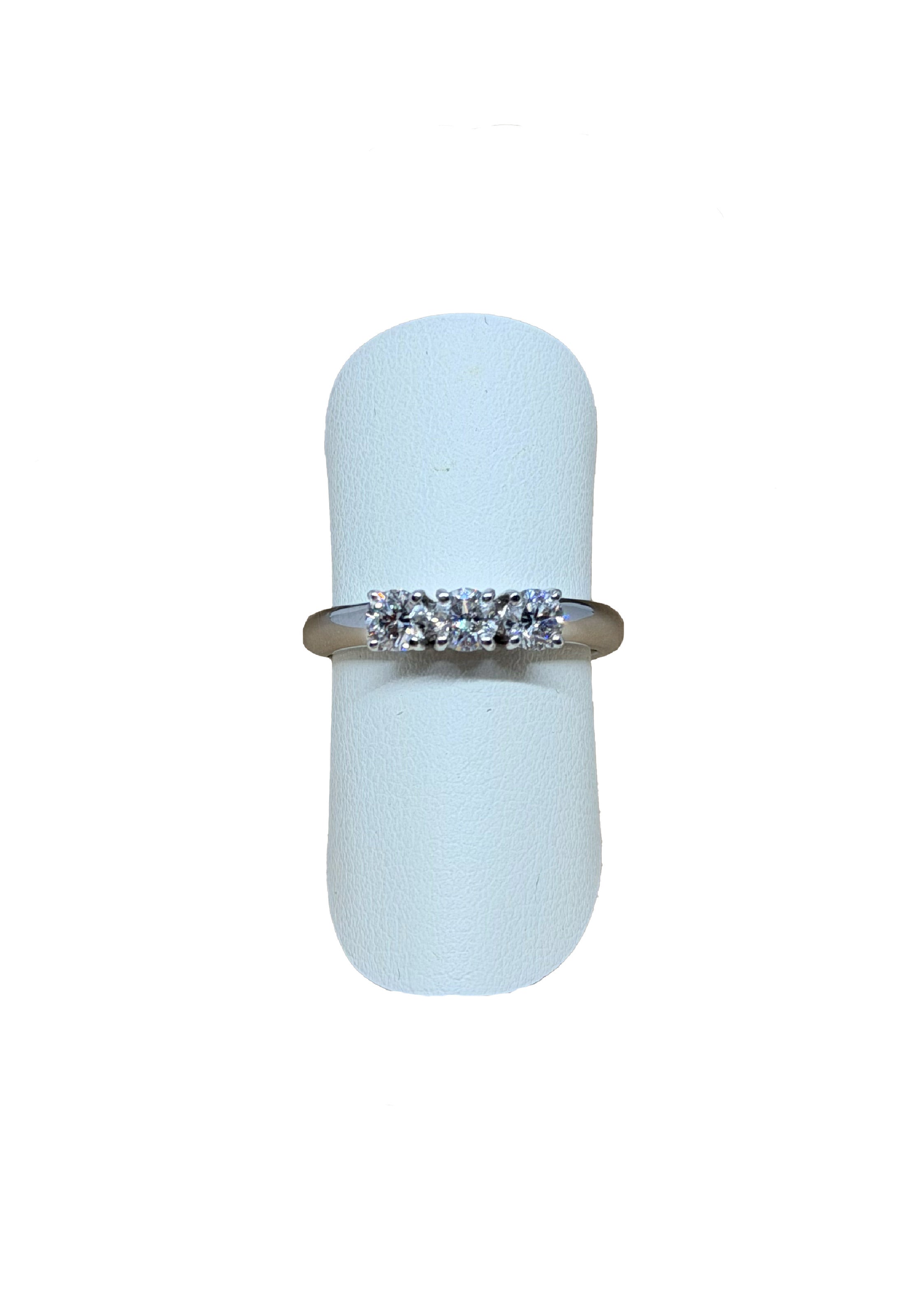 Anello trilogy brillanti