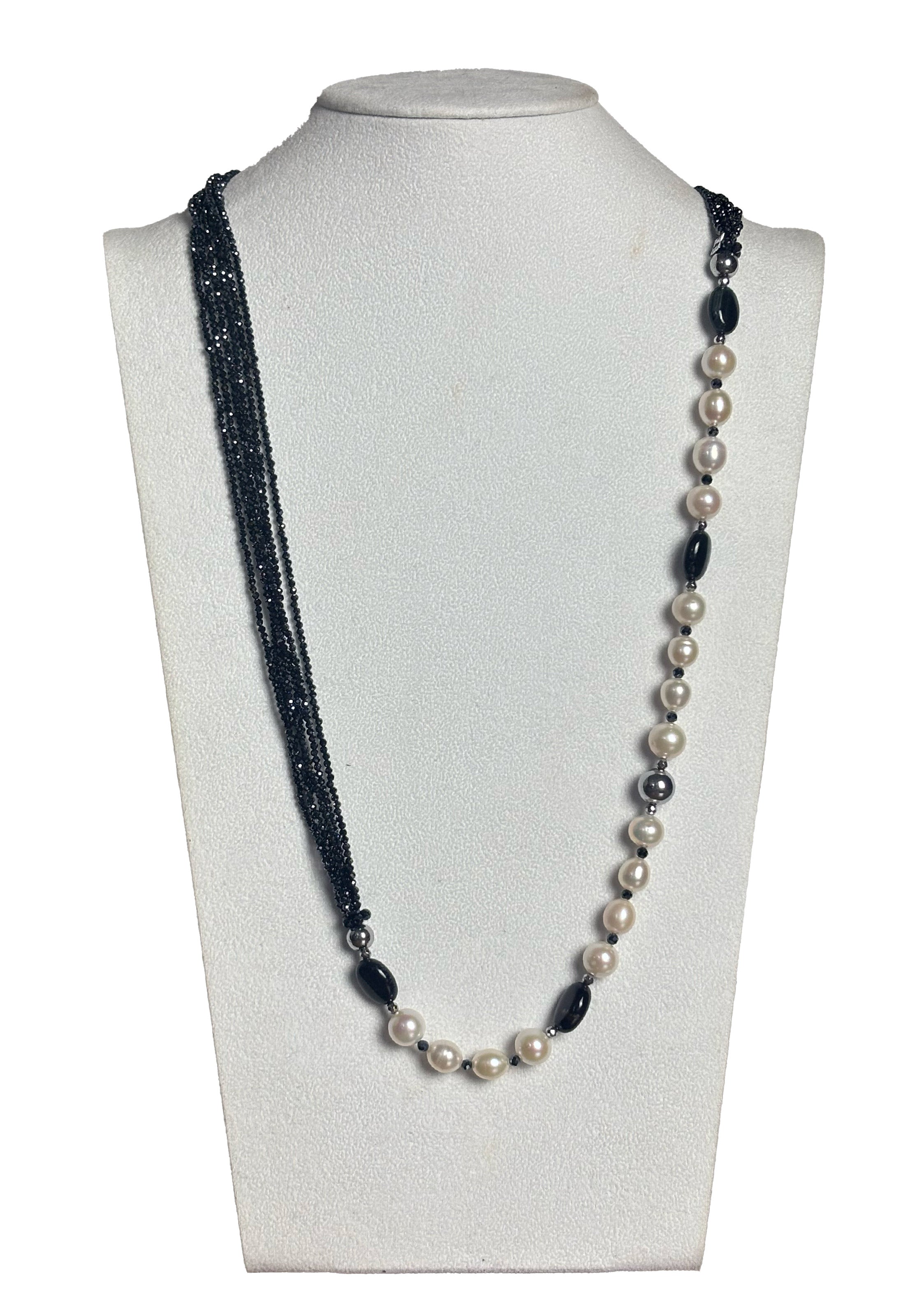 Collana minuetto Rajola spinello blu e perle