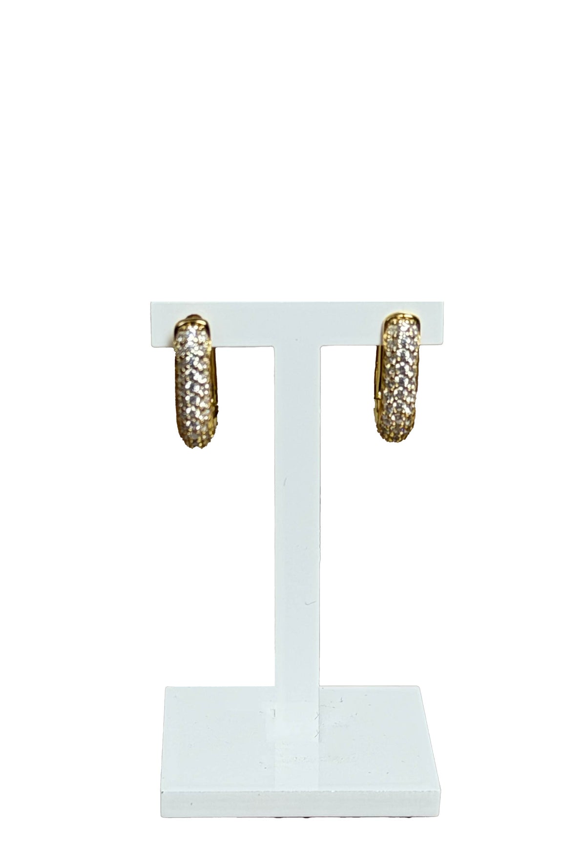 Orecchini ovali placcati oro con pavé di zirconi