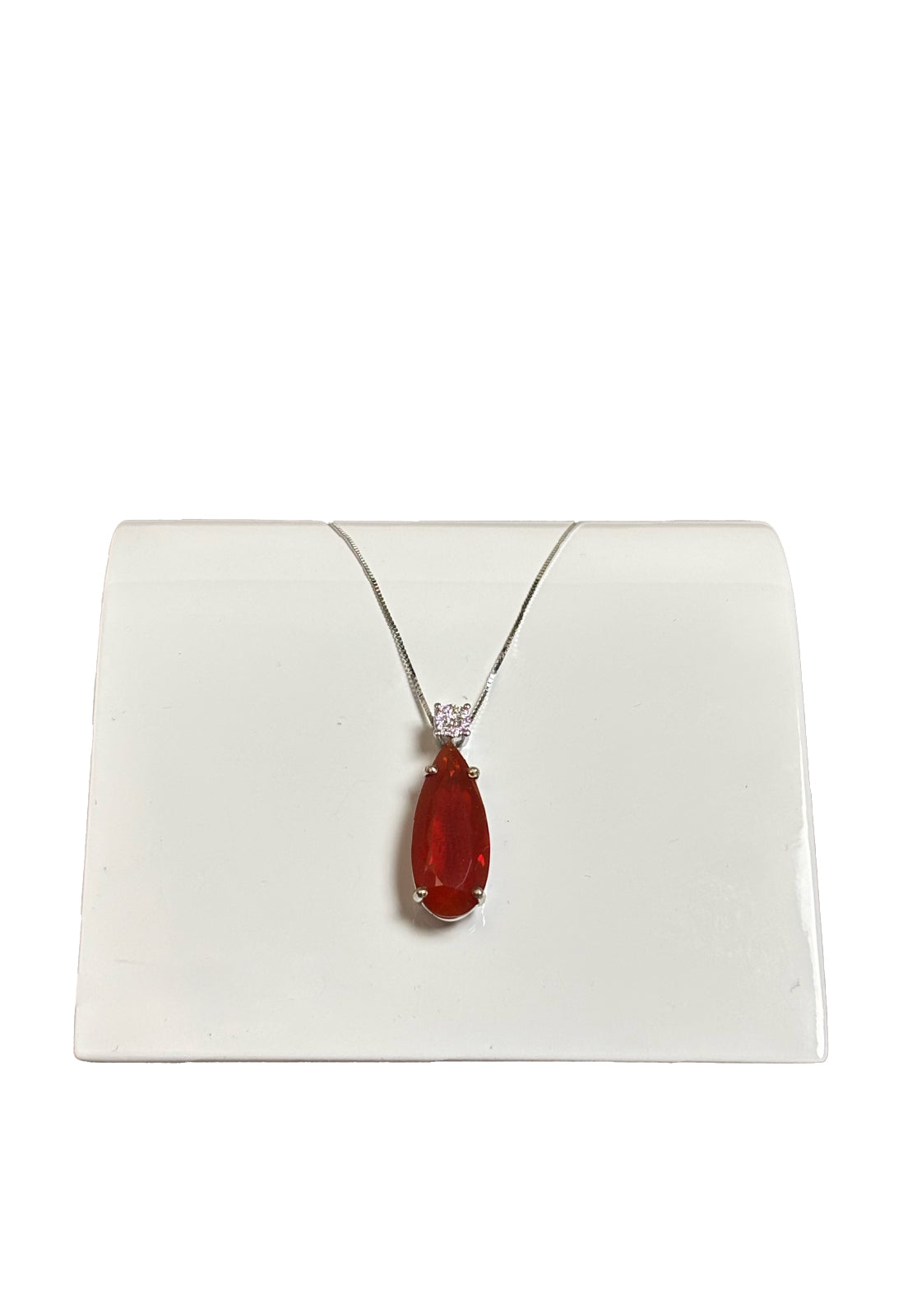 Girocollo opale di fuoco brillanti