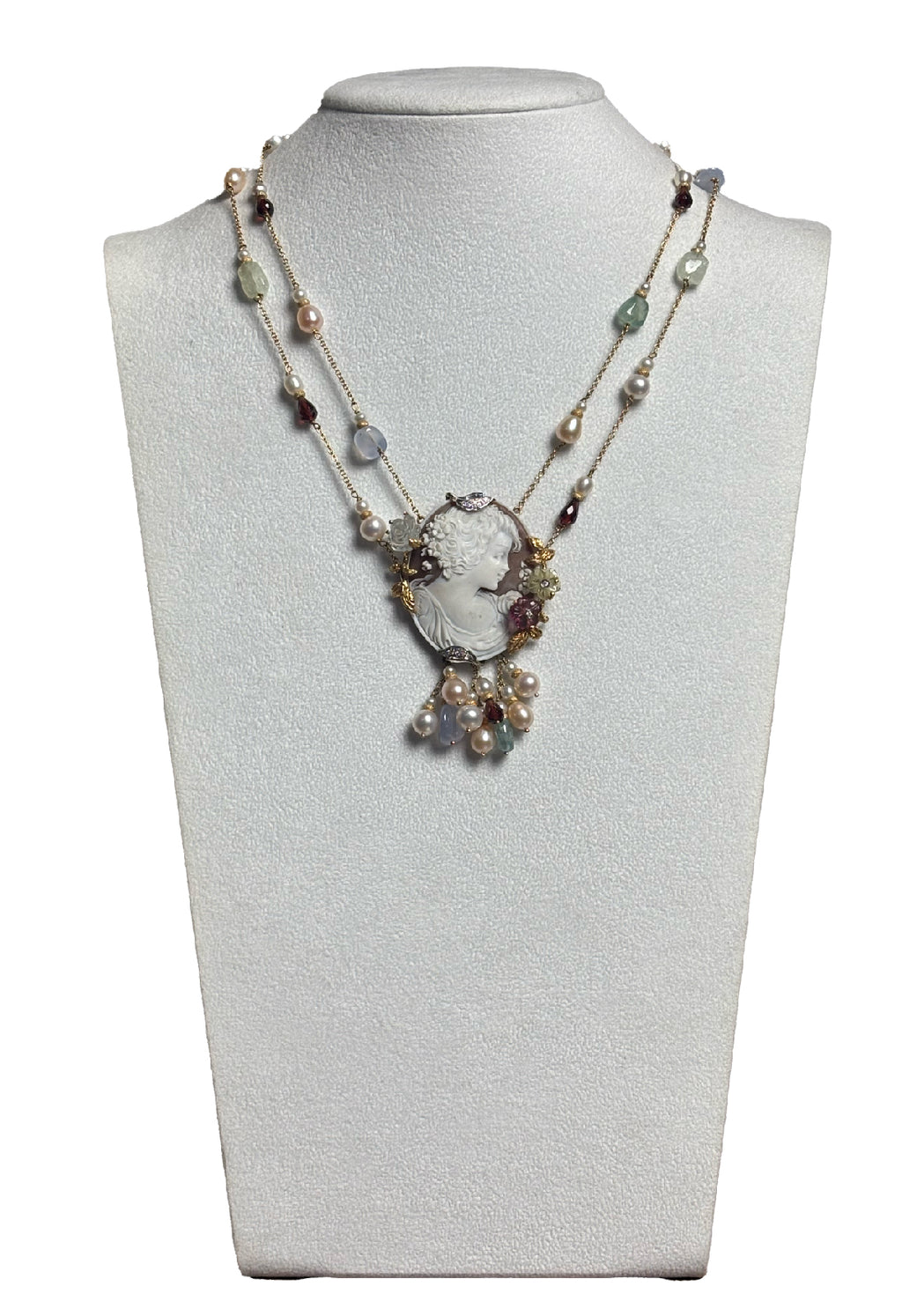 Girocollo cammeo perle e brillanti