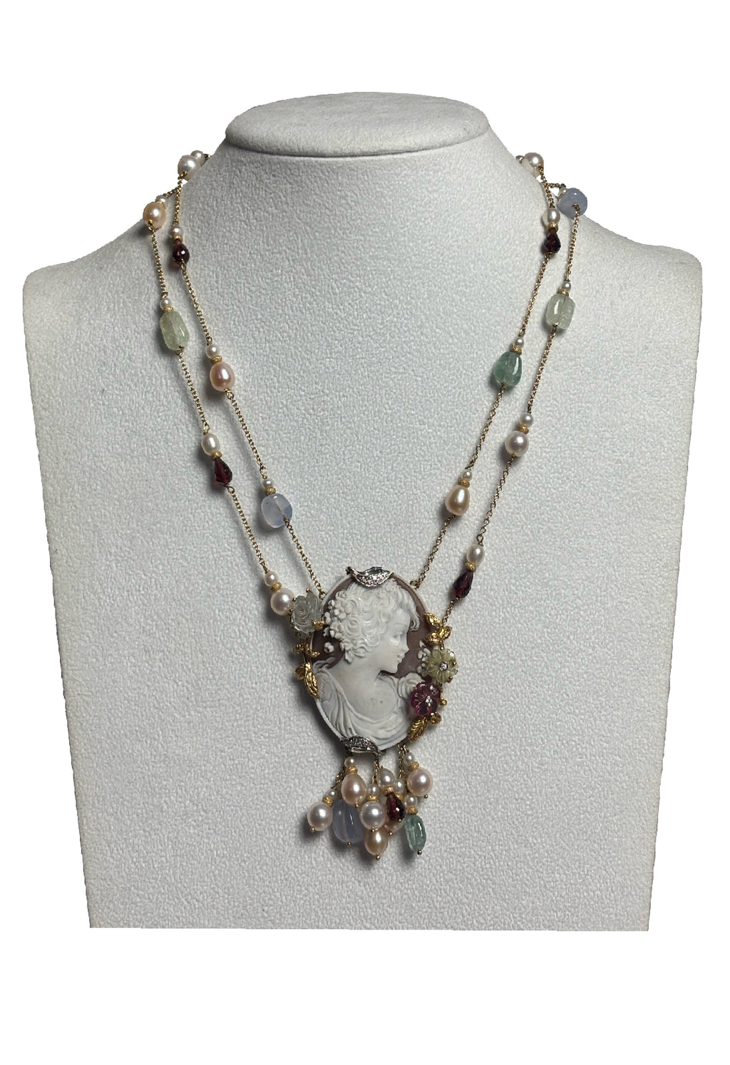 Girocollo cammeo perle e brillanti