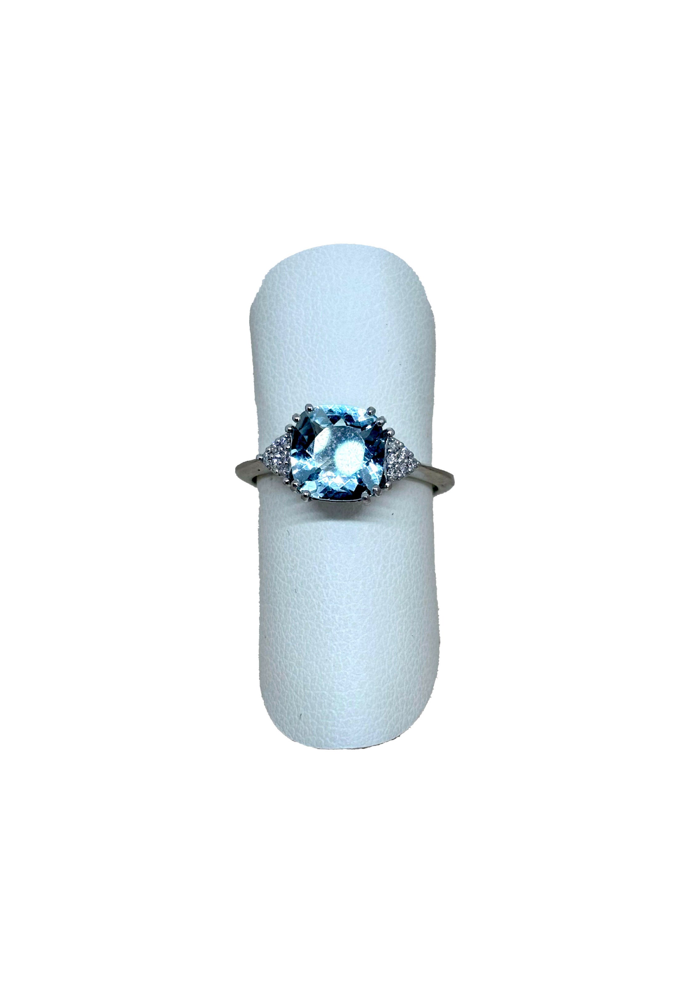 Anello Acquamarina Brillanti