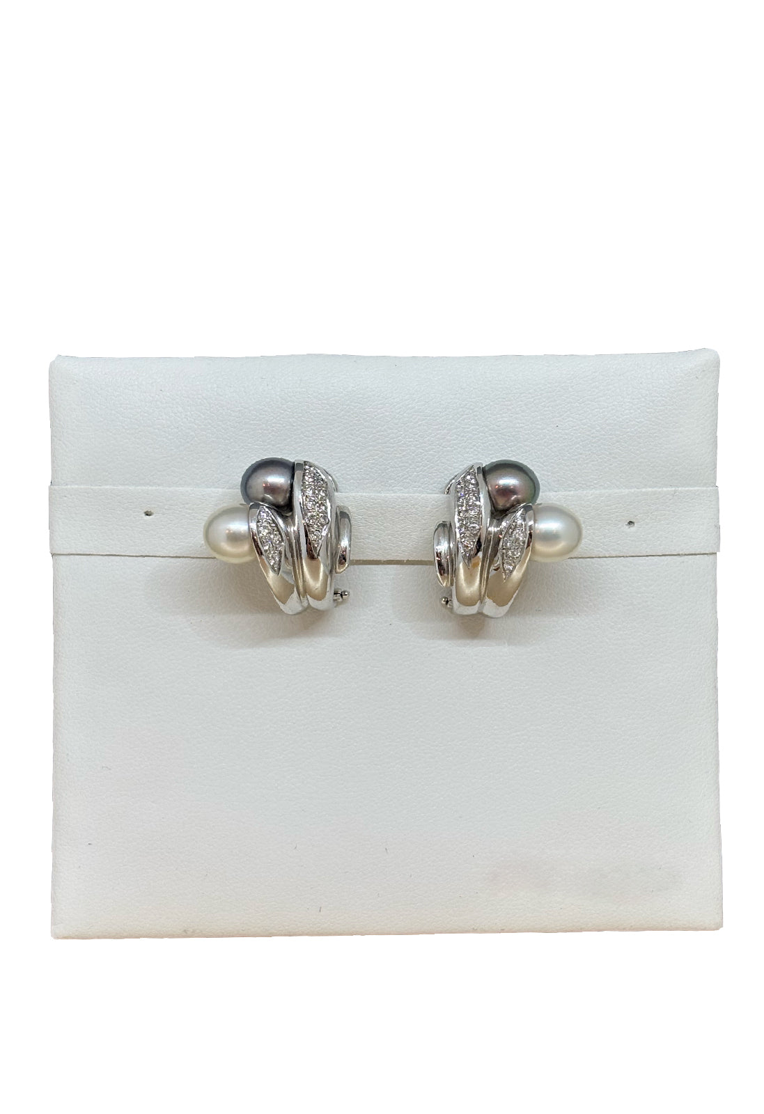 Orecchini perle bianche e grigie