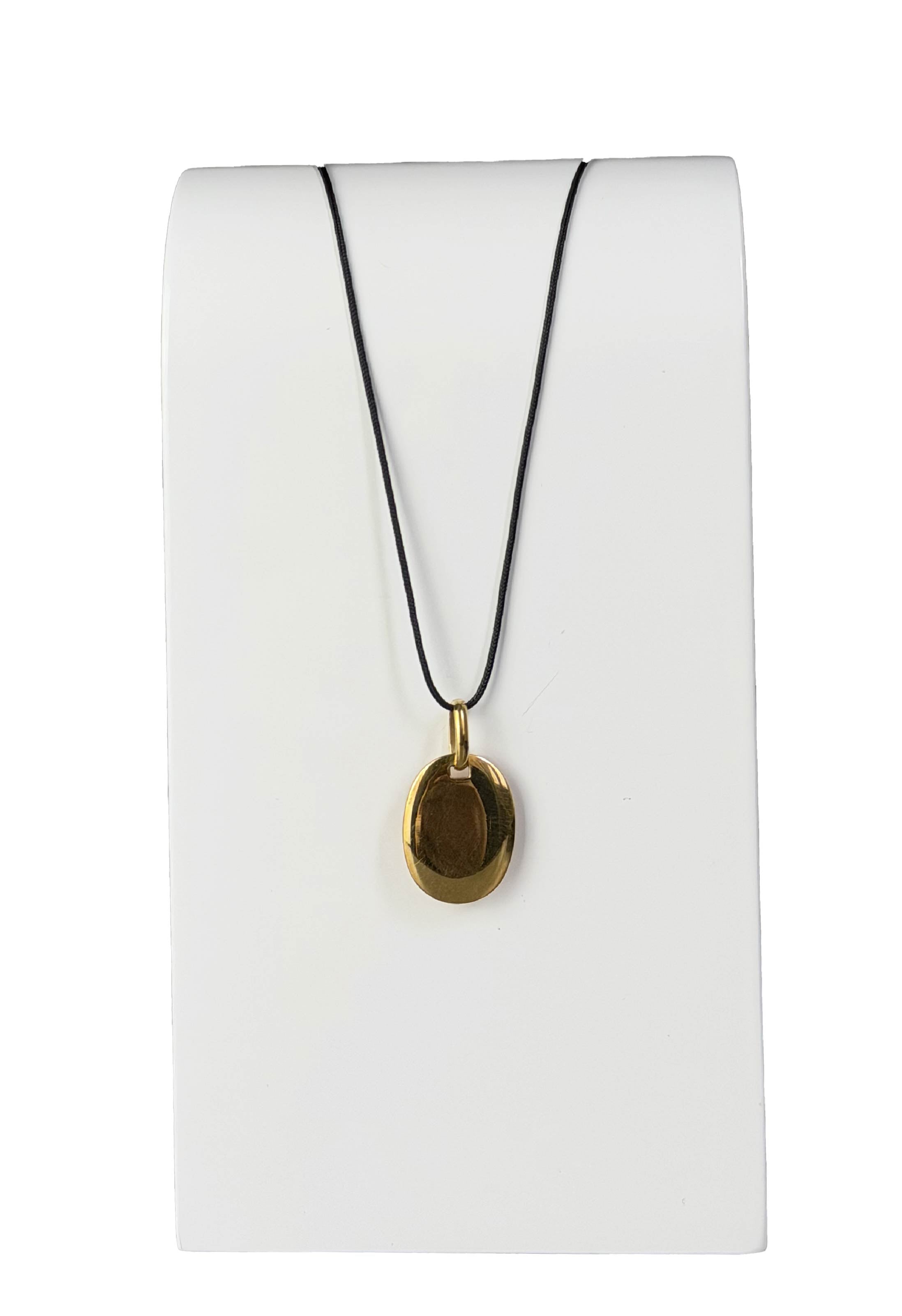 Piastrine con girocolli personalizzabili