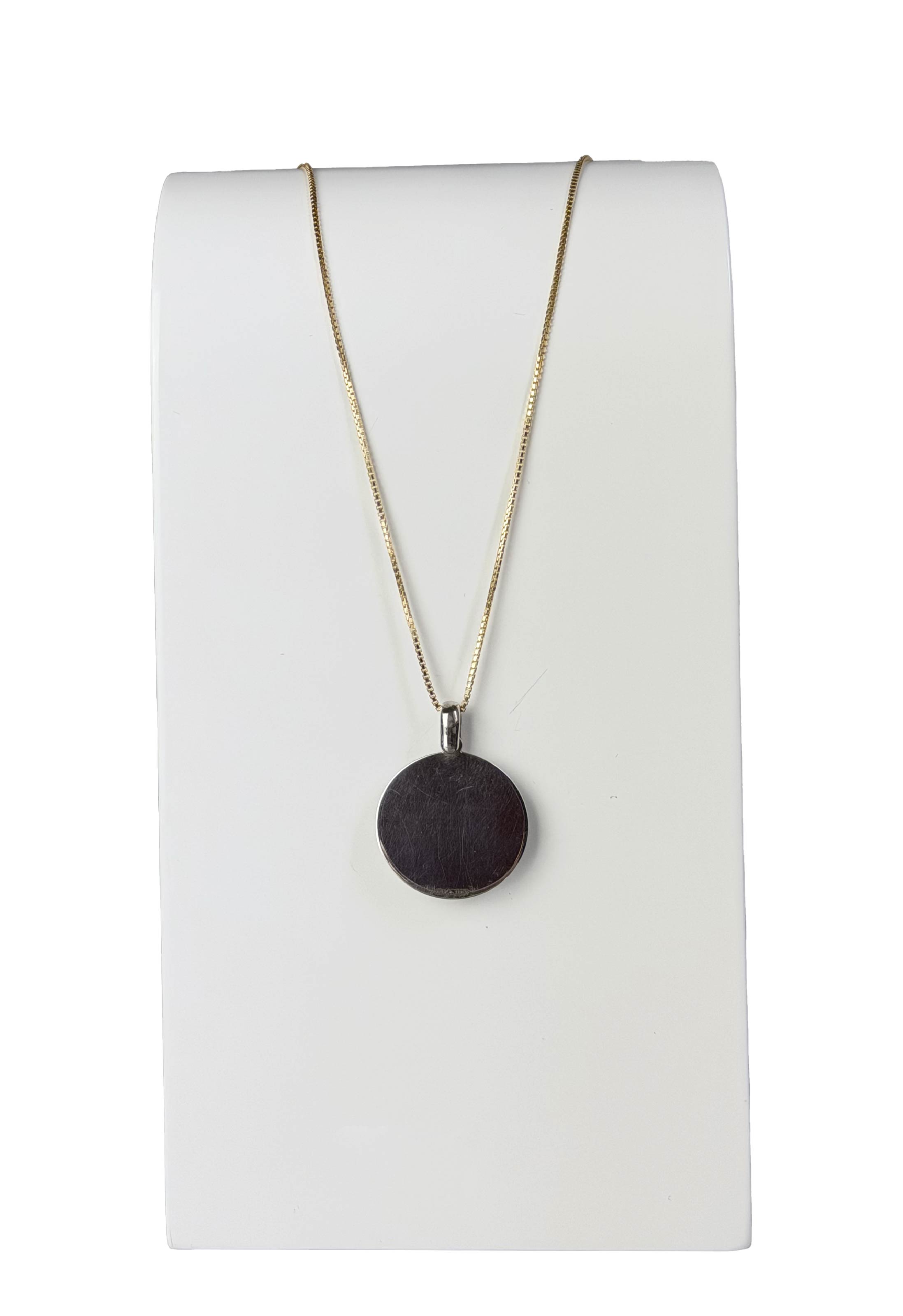 Piastrine con girocolli personalizzabili