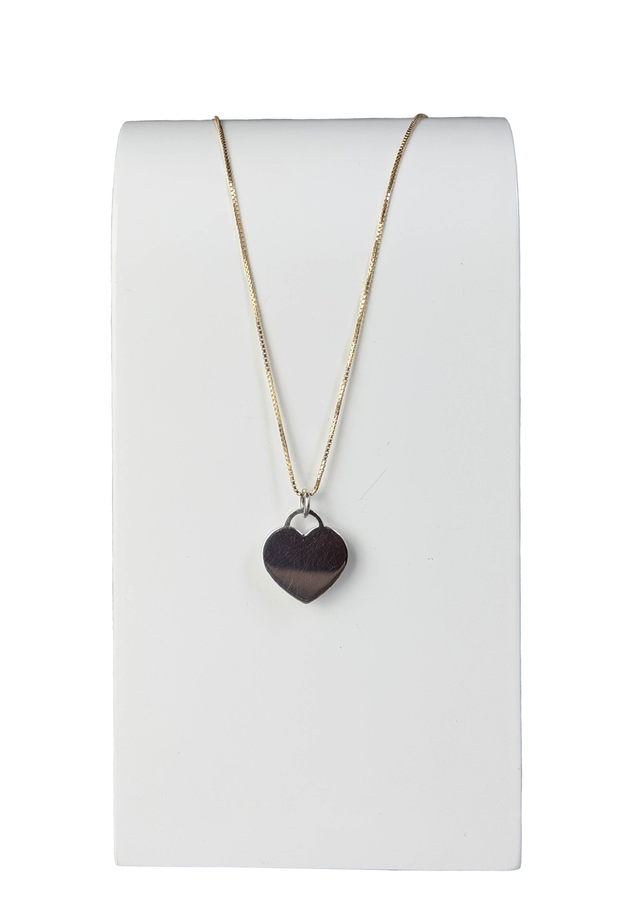 Piastrine con girocolli personalizzabili