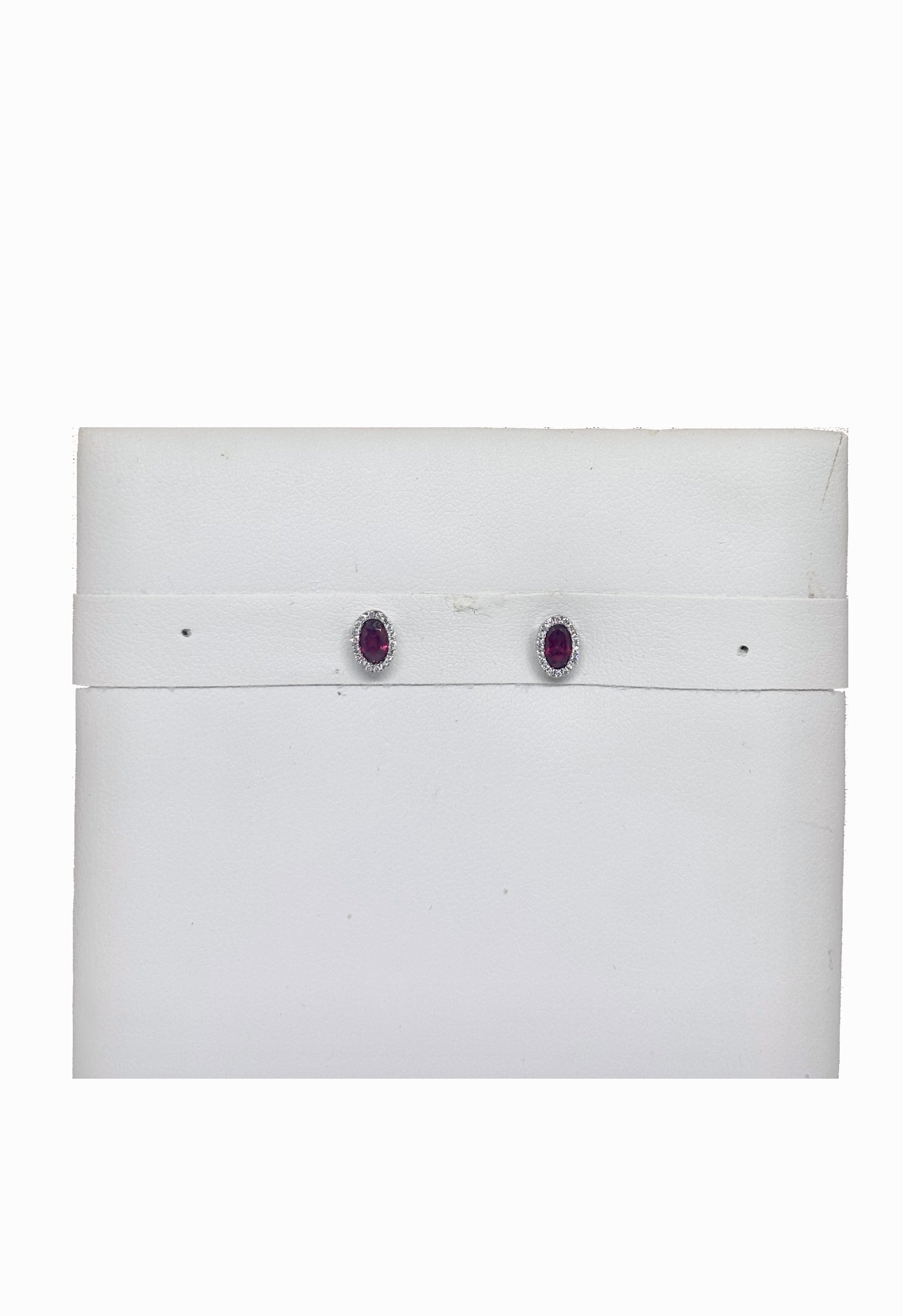 Orecchini rubini brillanti