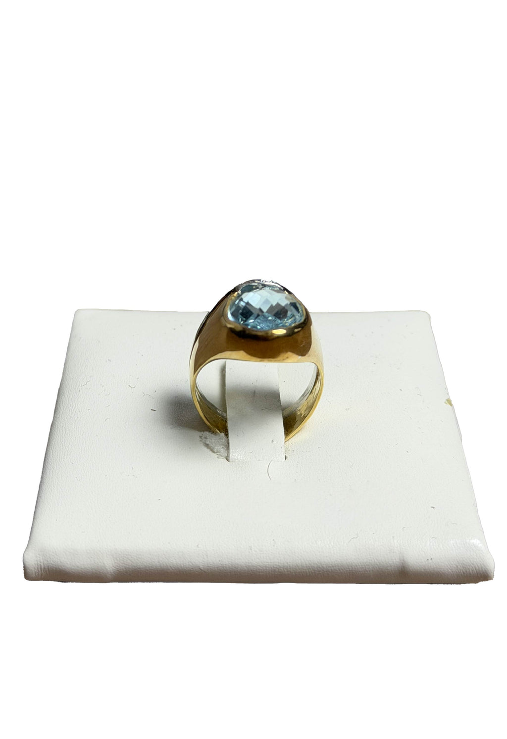 Anello oro e topazio