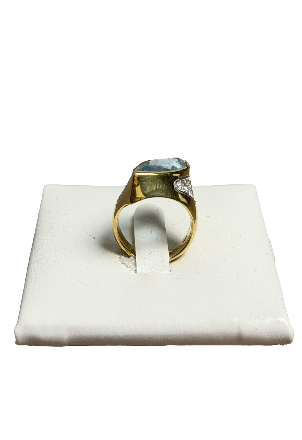 Anello oro e acquamarina