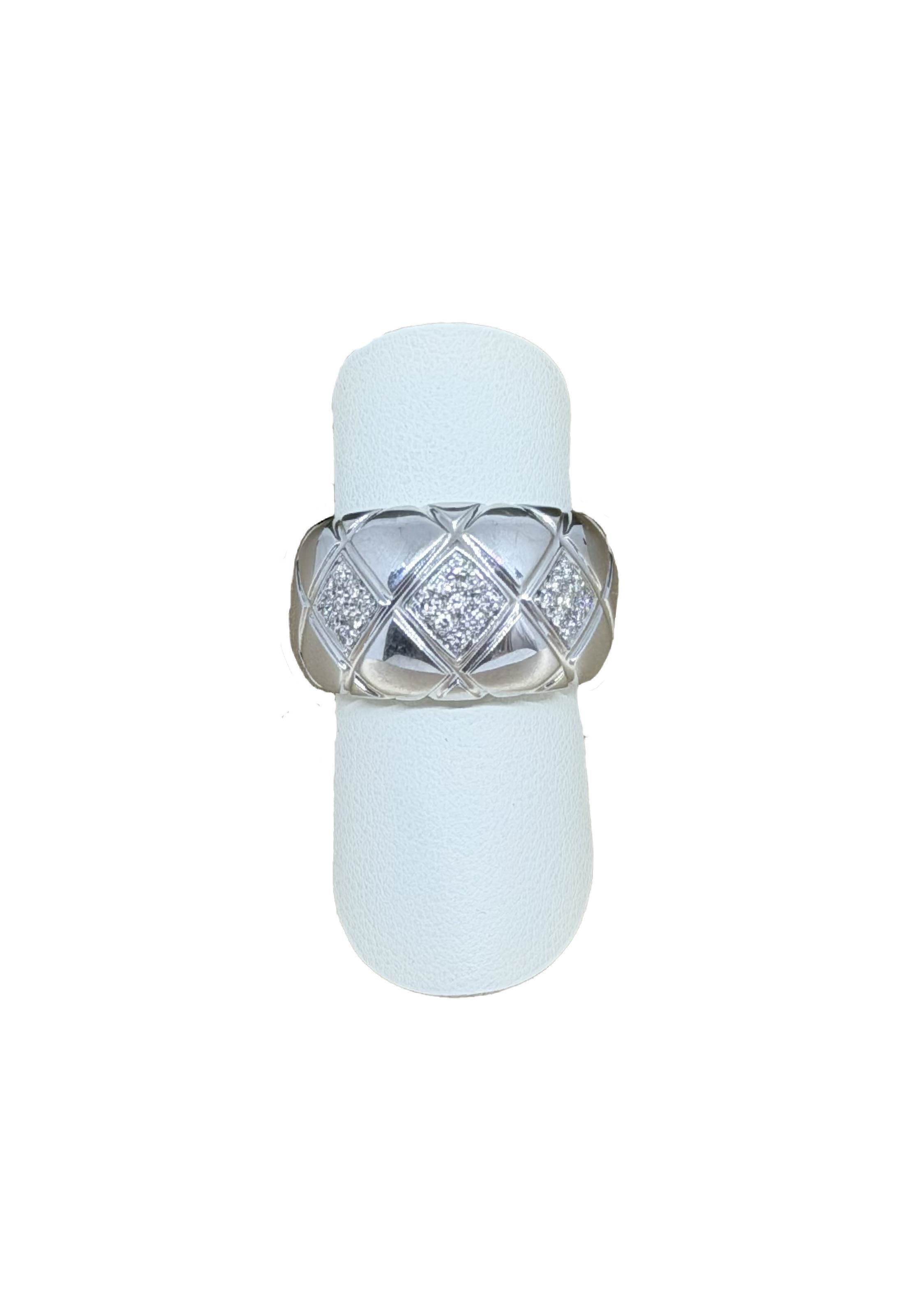 Anello fascia oro bianco e brillanti