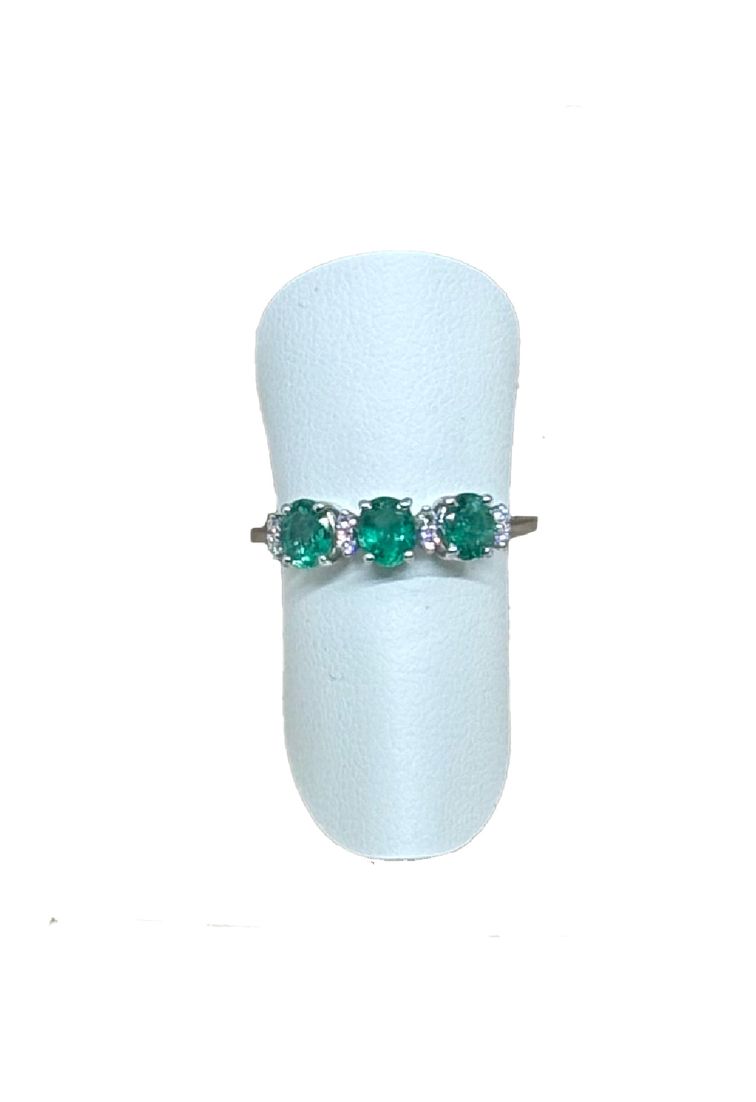 Anello Trilogy smeraldi brillanti