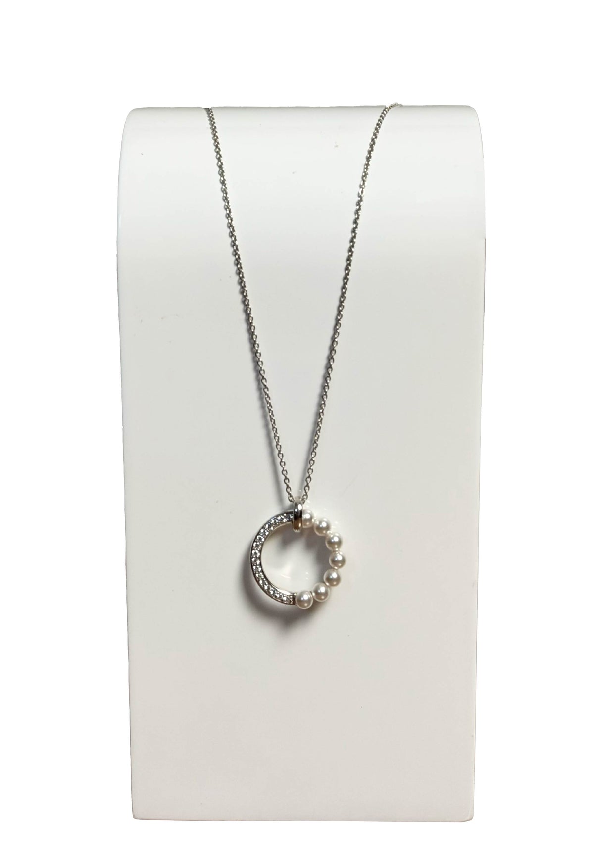 Girocollo new classic cerchio centrale perle e zirconie